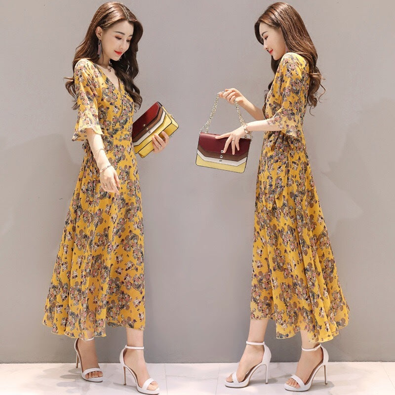 Sommerliches Chiffonkleid mit Blumenprint