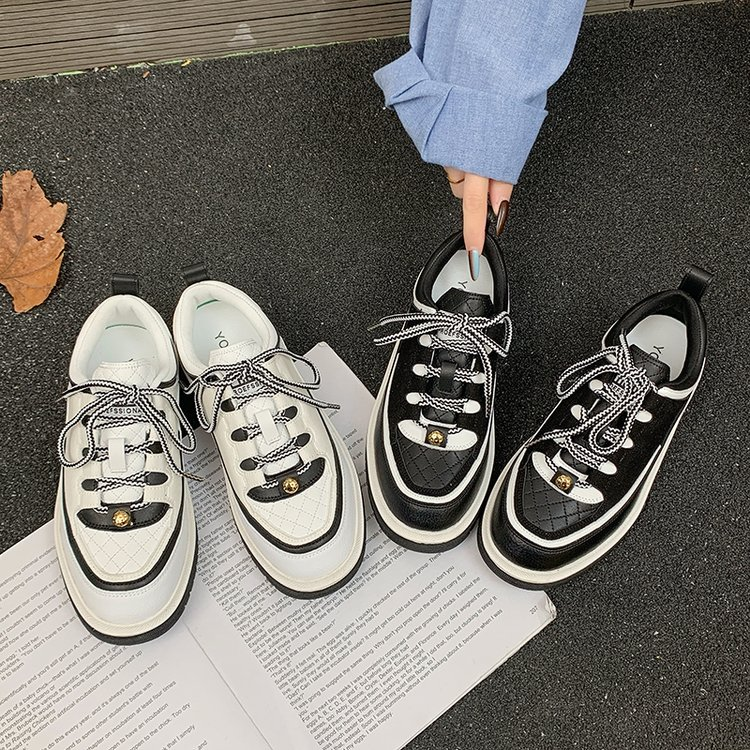 Retro Schwarz-Weisse Color Block Sneaker