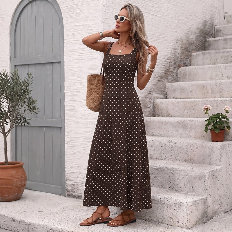 Gepunktetes ärmelloses Slip-Kleid mit eckigem Ausschnitt