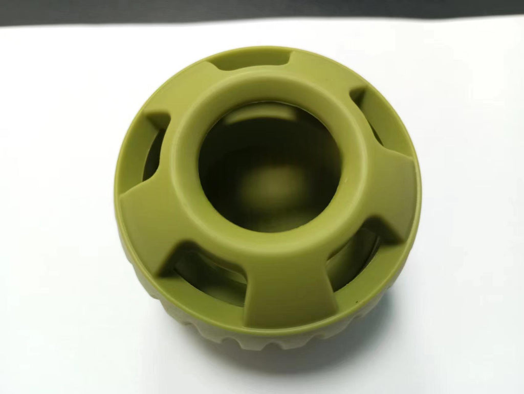 Kühlender Spielball für Hunde – langsames Füttern – Bild 4 | LuxeStyle