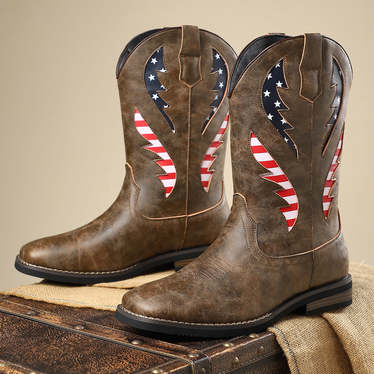 Herren-Lederboots mit Patchwork und Blockabsatz