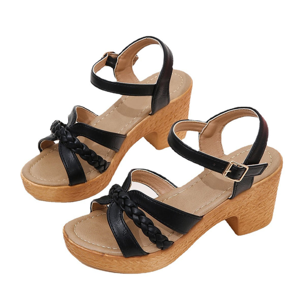 Sandalen mit klobigem Absatz und Knöchelriemen – Bild 13 | LuxeStyle