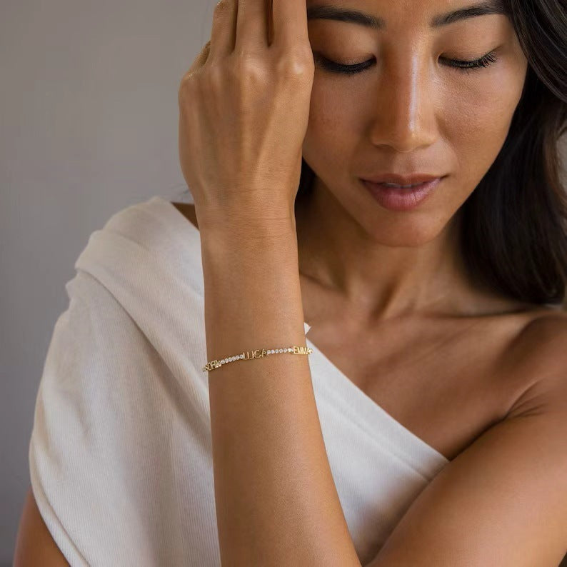 Armband mit Namen und Strass | LuxeStyle