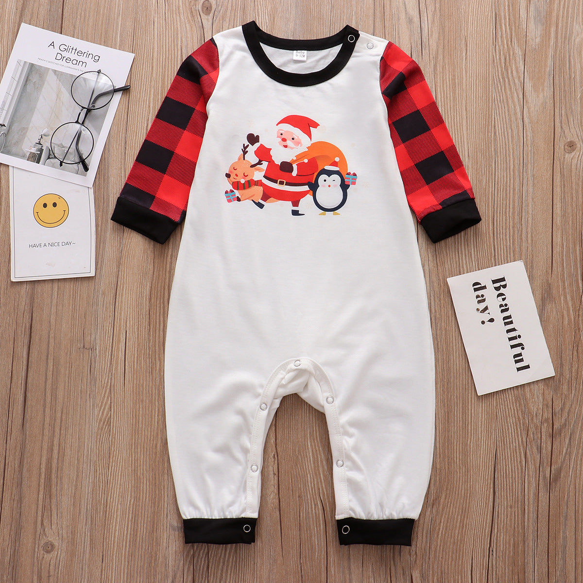 Weihnachts-Pyjama im Partnerlook