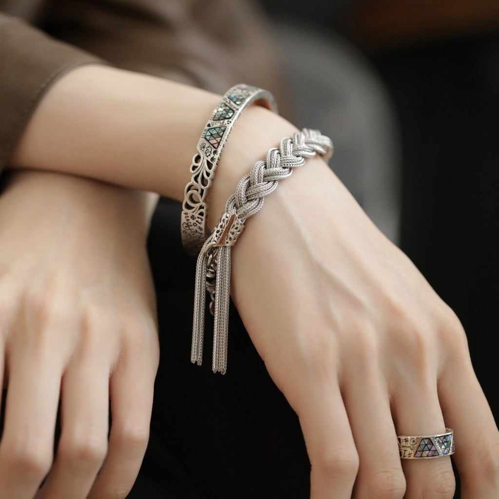 Retro Dreadlock Armband mit Quaste | LuxeStyle