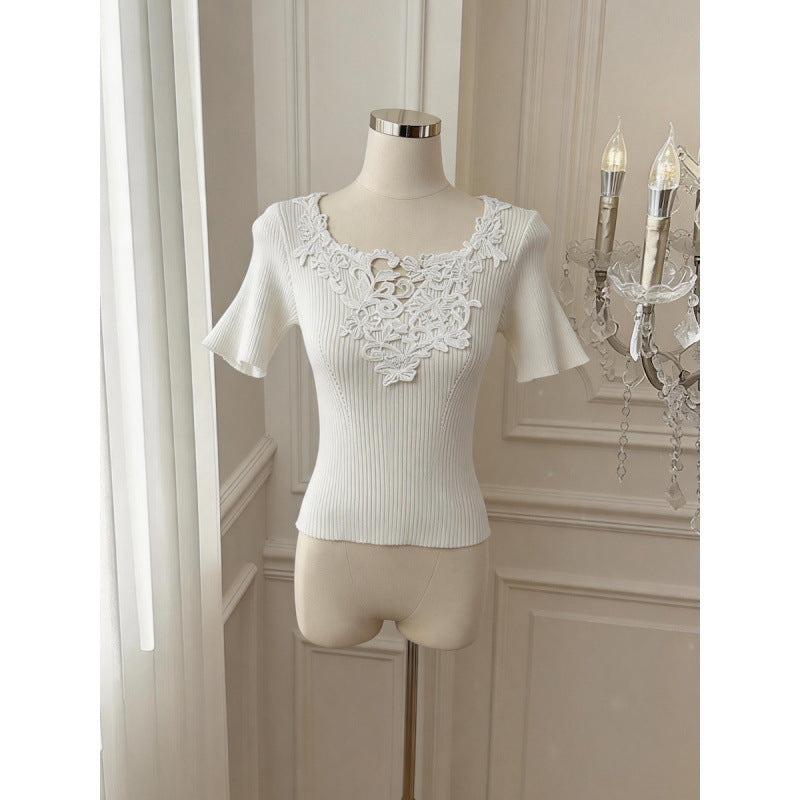 V-Ausschnitt Stricktop mit Spitzen-Panel