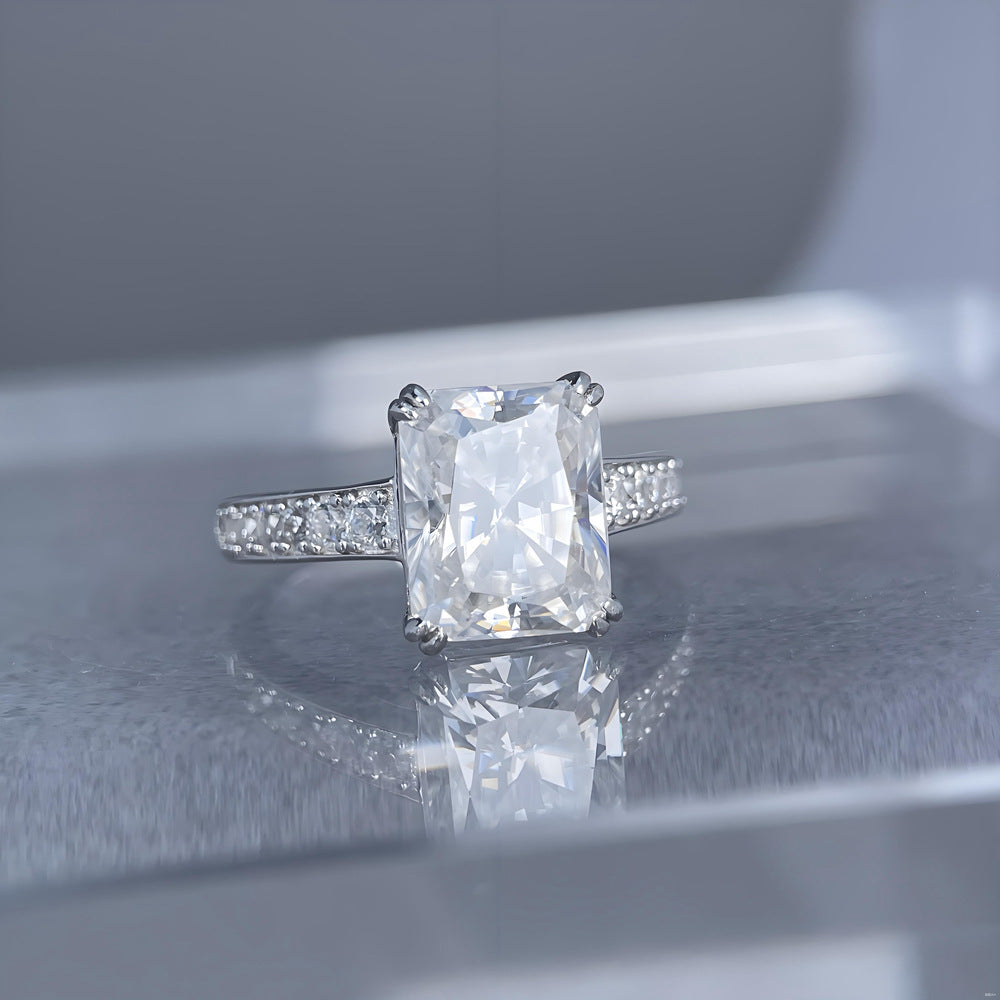 Eleganter 4 Karat Radiant-Schliff S925 Silberring