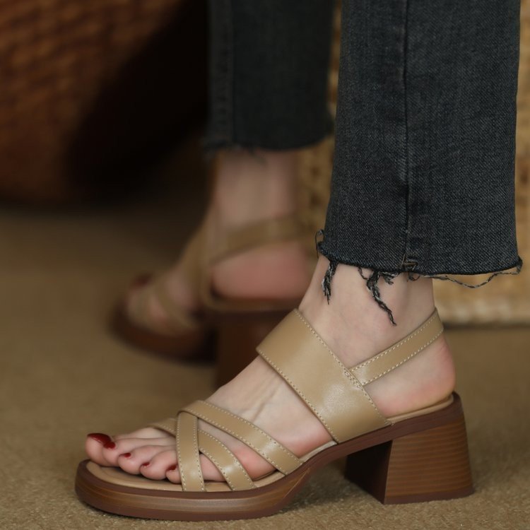 Retro Sandalen mit Blockabsatz