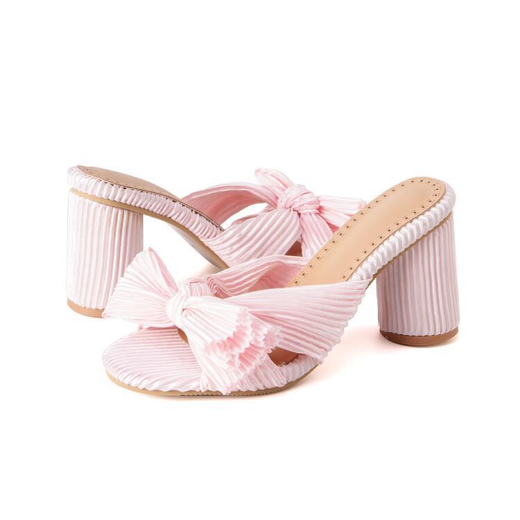 Satin-Sandalen mit Laternenfalten