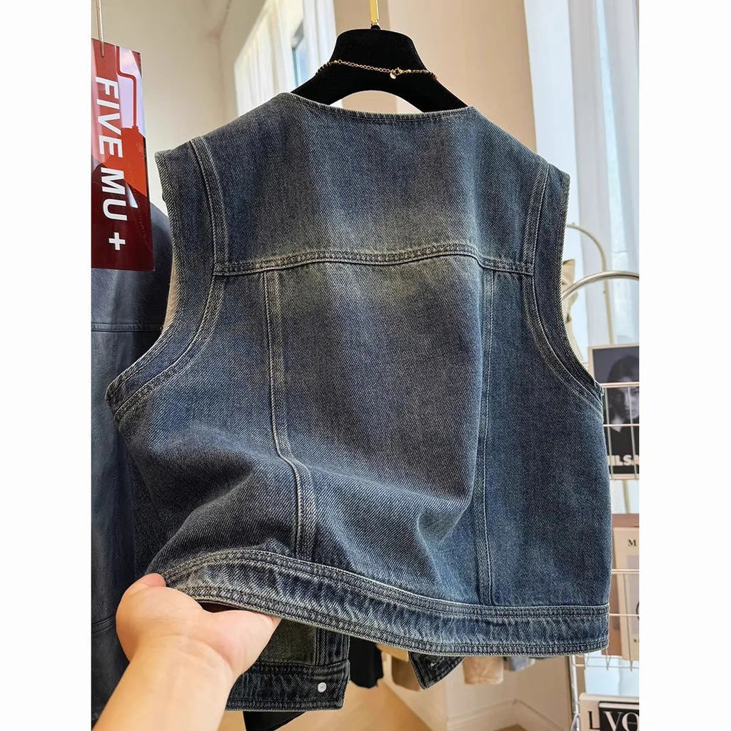 Figurbetonte Jeans-Weste mit Rundhals