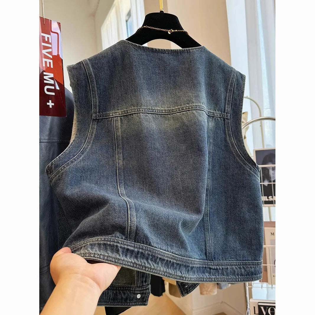 Figurbetonte Jeans-Weste mit Rundhals