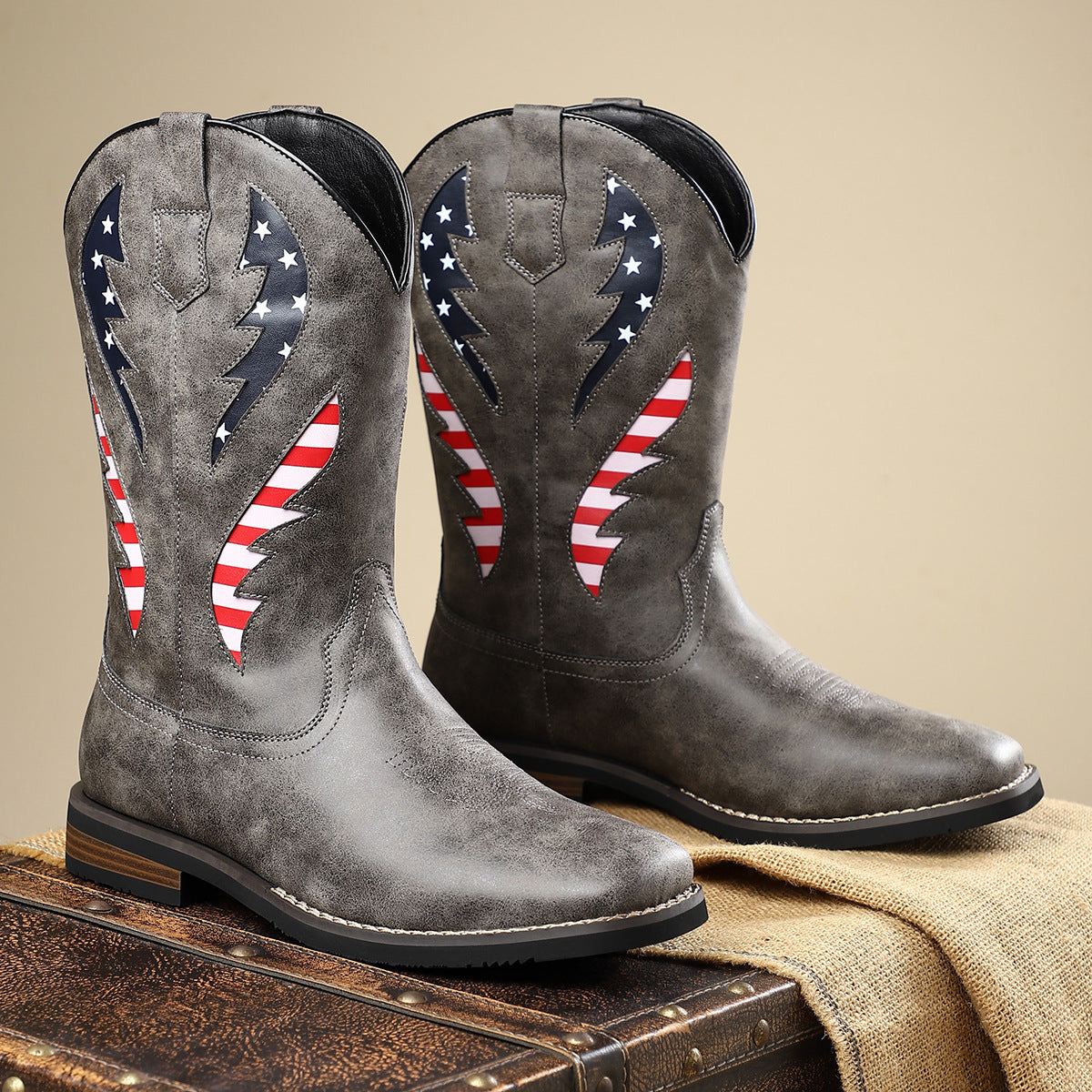 Herren-Lederboots mit Patchwork und Blockabsatz