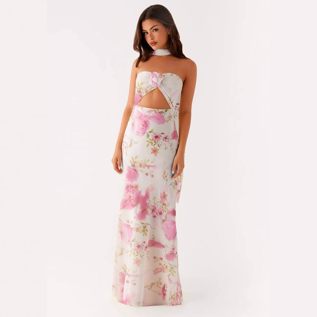 Blumiges Kleid mit Schnürung