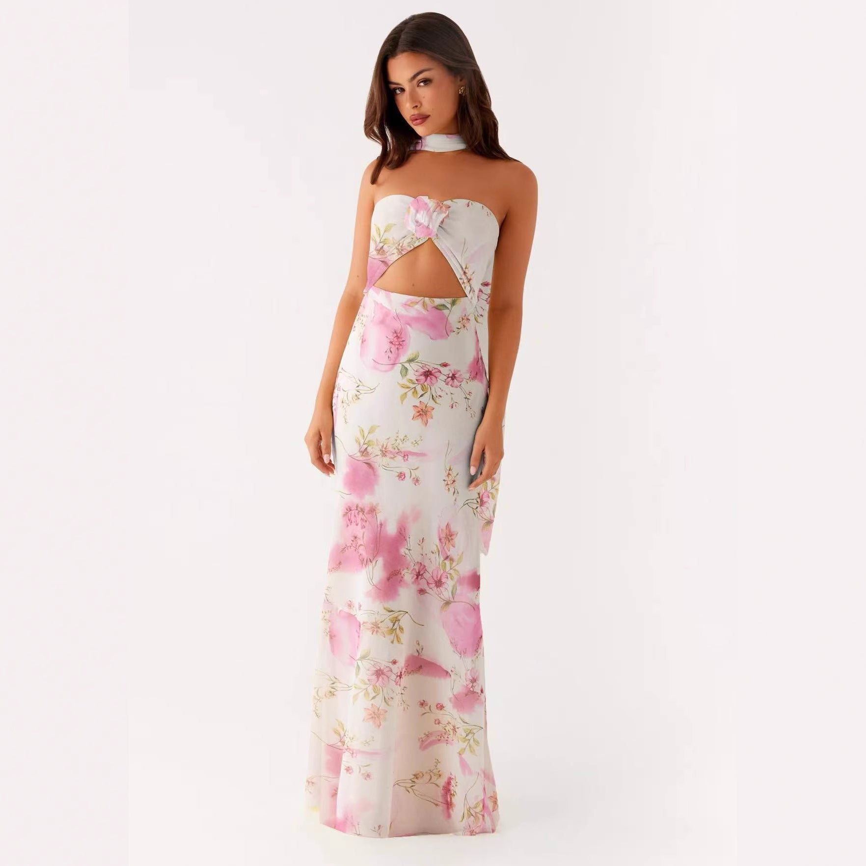Blumiges Kleid mit Schnürung