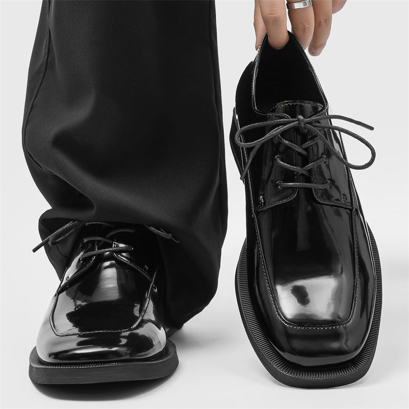 Business-Casual Schuhe mit Absatzerhöhung