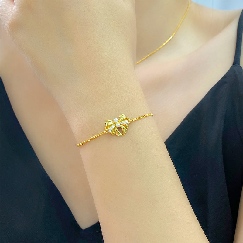 Silberarmband mit Zirkon-Schleife – Bild 5 | LuxeStyle
