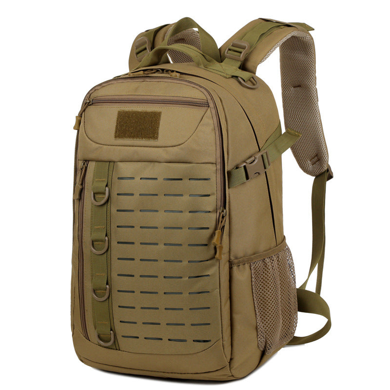 Tarnfarbener Assault Rucksack für Outdoor – Bild 3 | LuxeStyle