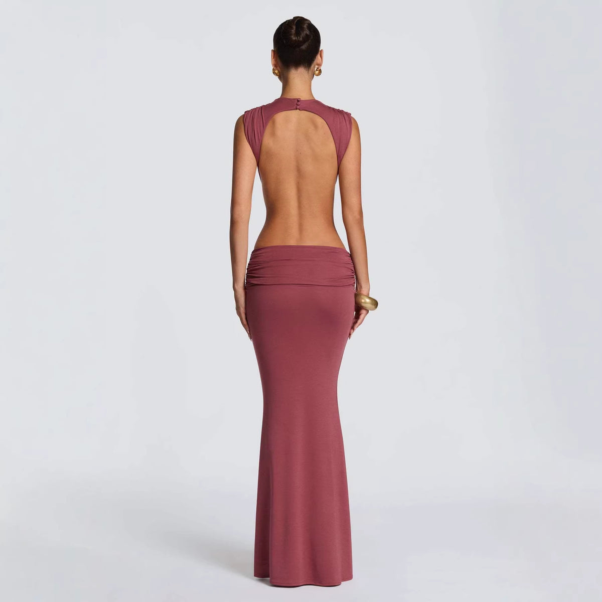 Elegantes rückenfreies Sommerkleid – Bild 7 | LuxeStyle