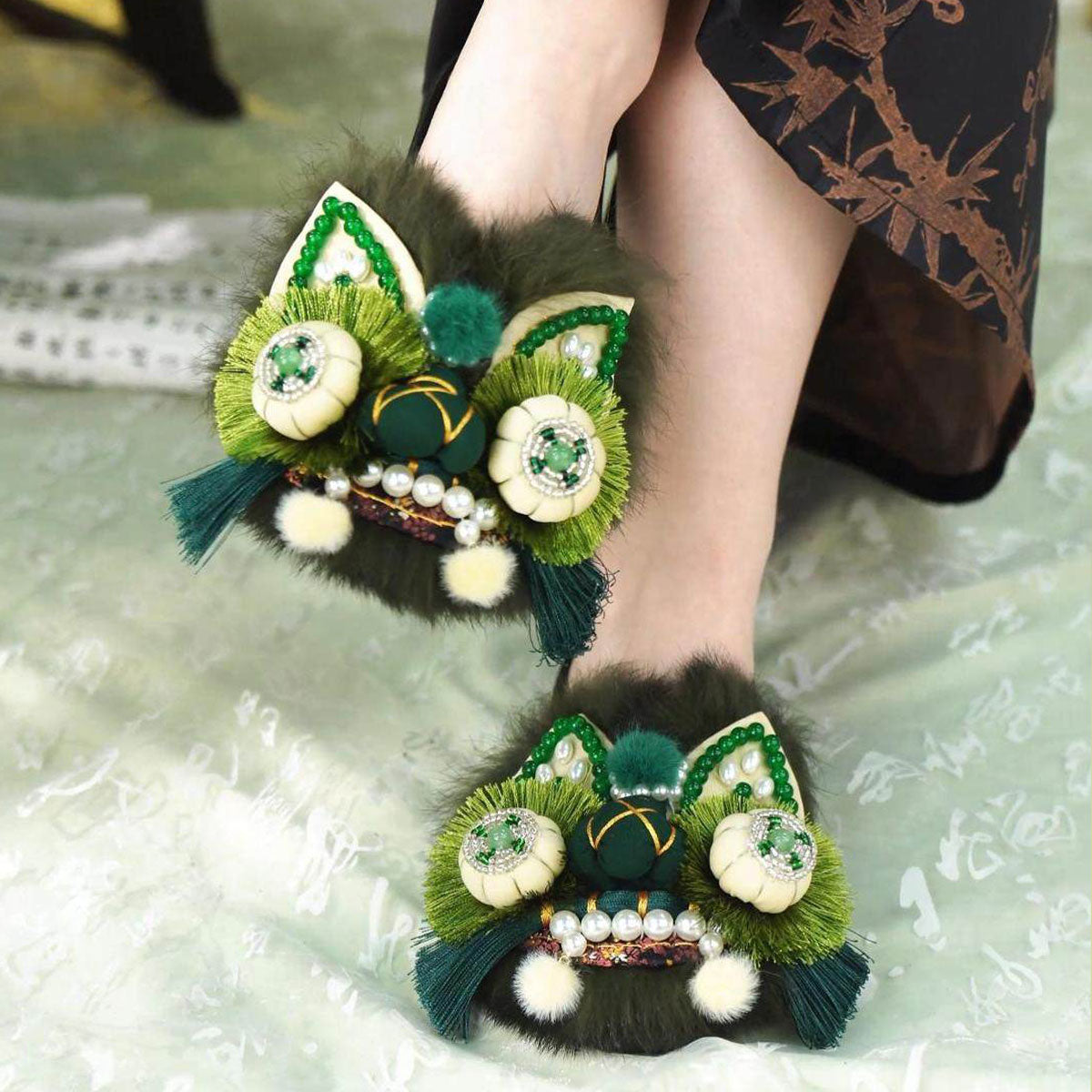 Chinesische Tigerkopf-Slipper für Damen