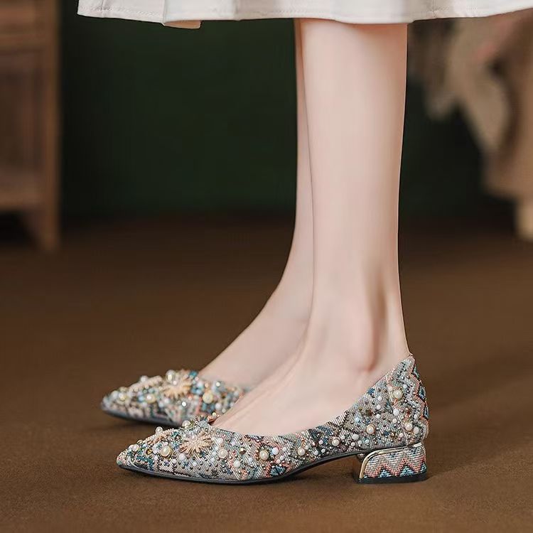 Spitze Flats mit Strass und Metallic-Print