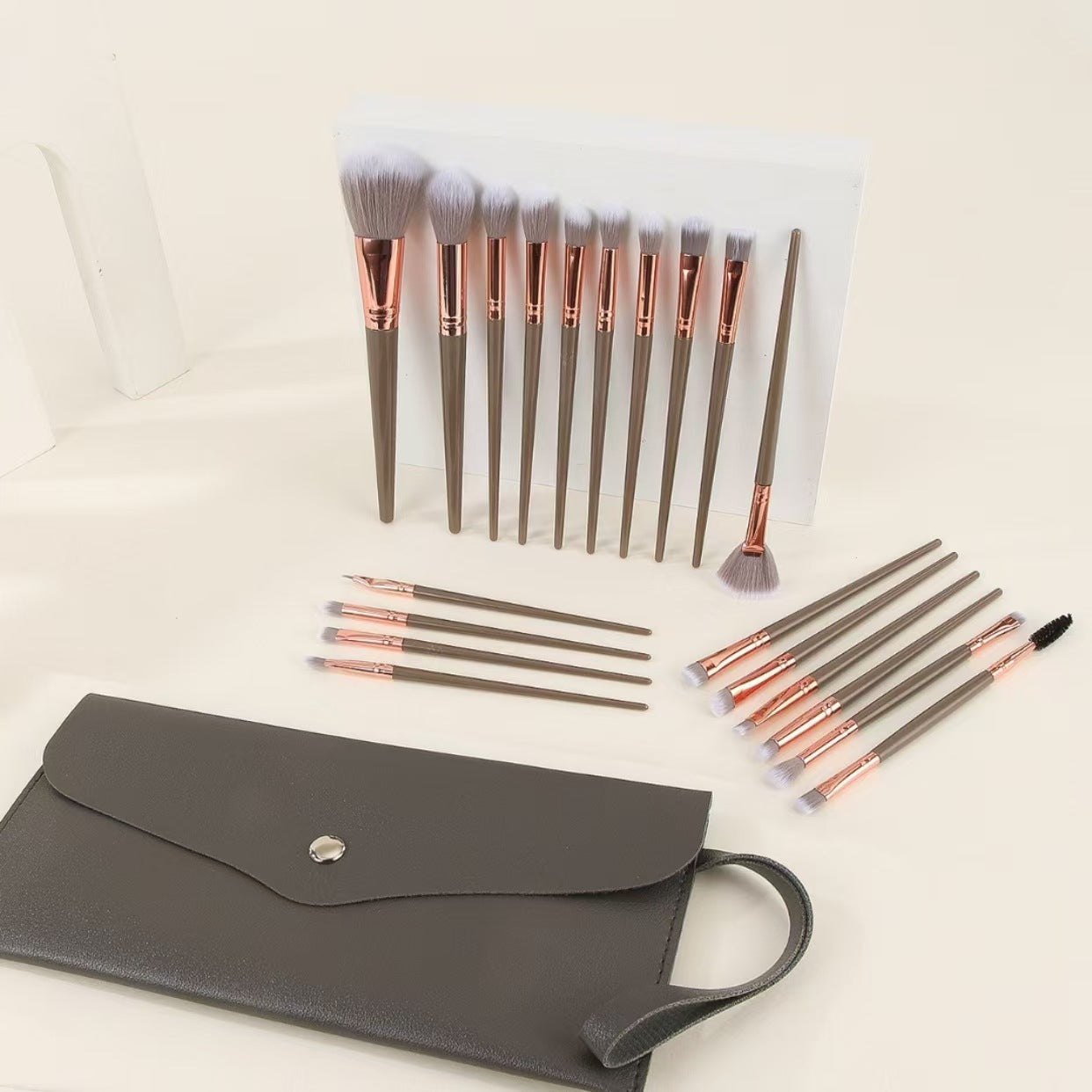 20-teiliges Make-up Pinselset