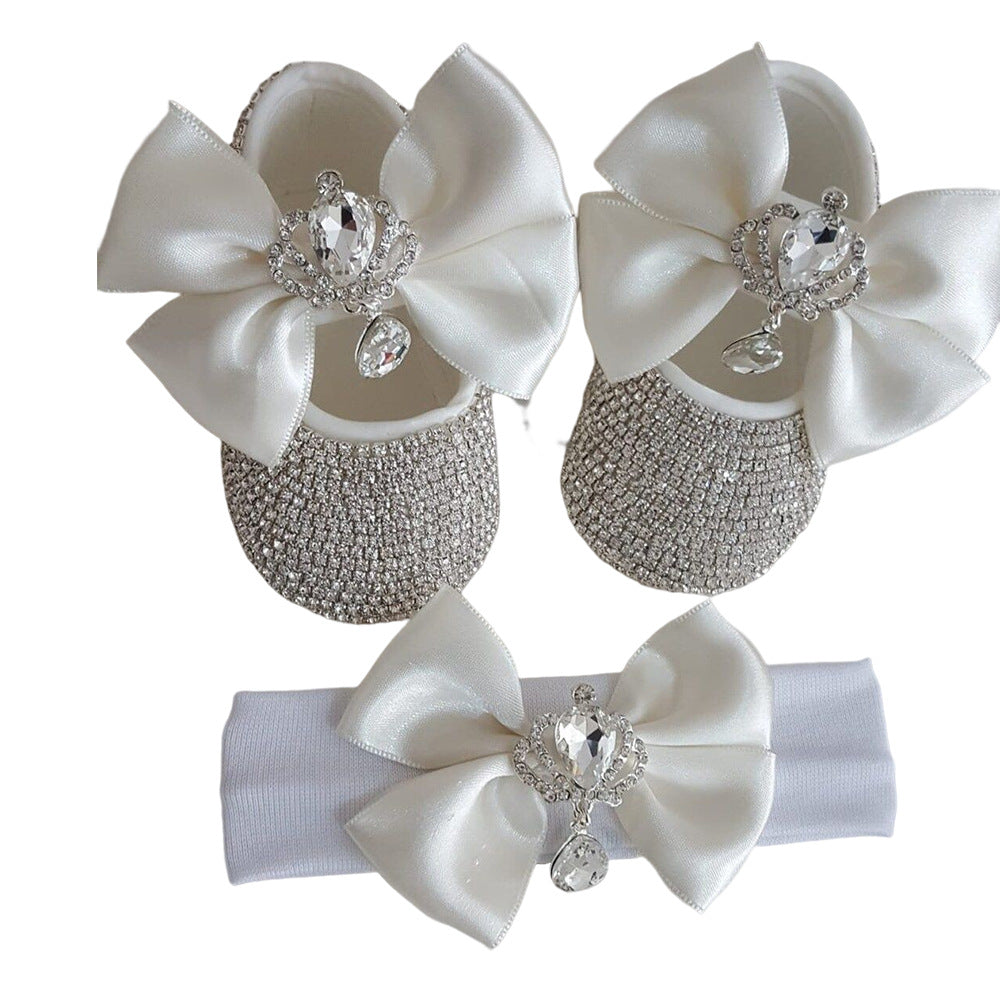 Babyschuhe mit weicher Sohle & Haube als Fotoprops