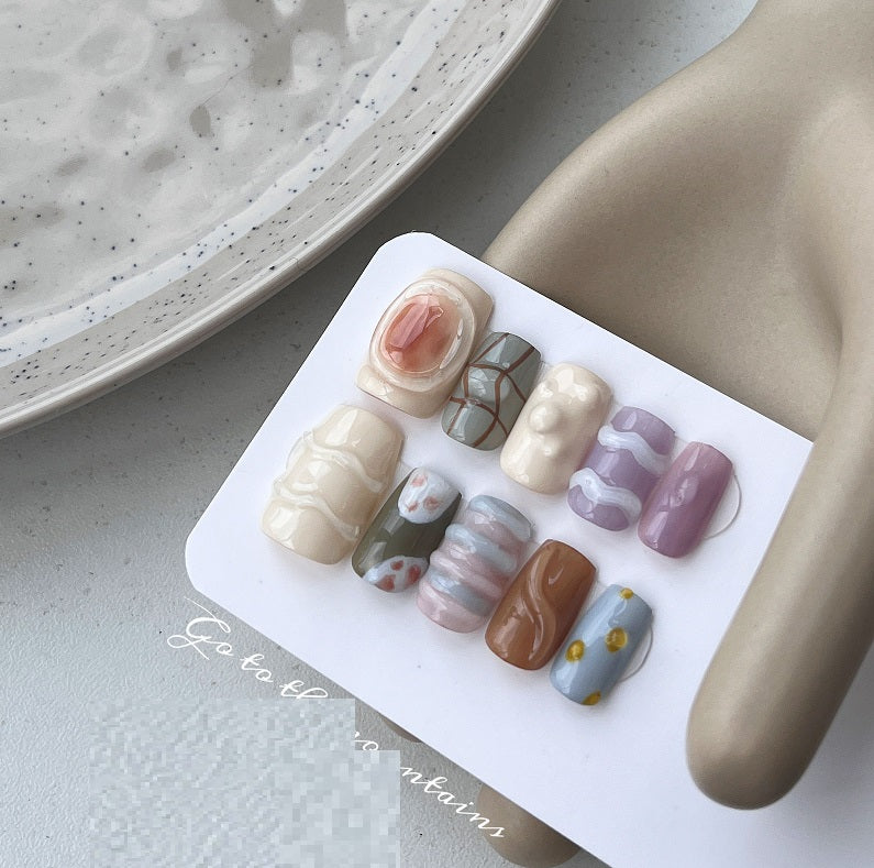 Handgemachte Sommer-Nagelspitzen – Bild 4 | LuxeStyle