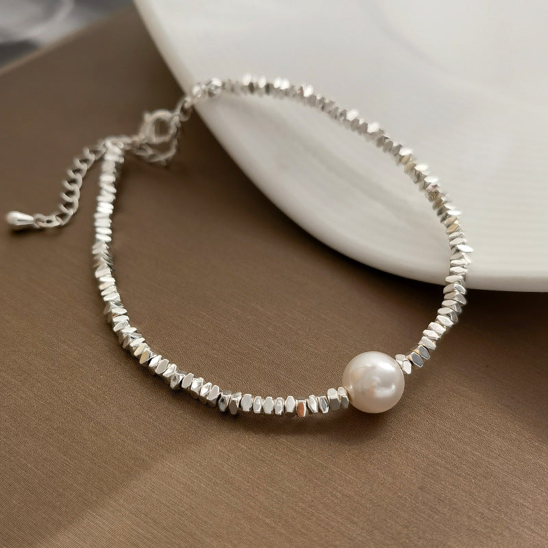 Asymmetrisches Kettenarmband mit Perlen | LuxeStyle