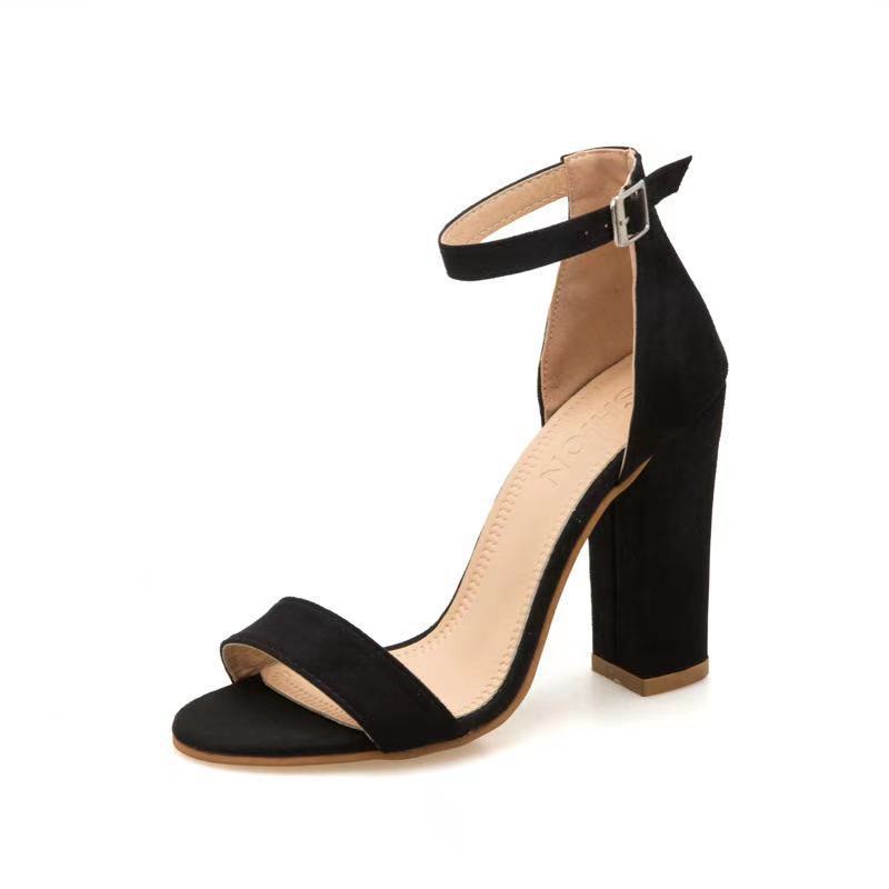 Sommer-Sandalen mit Peep-Toe und Blockabsatz – Bild 12 | LuxeStyle
