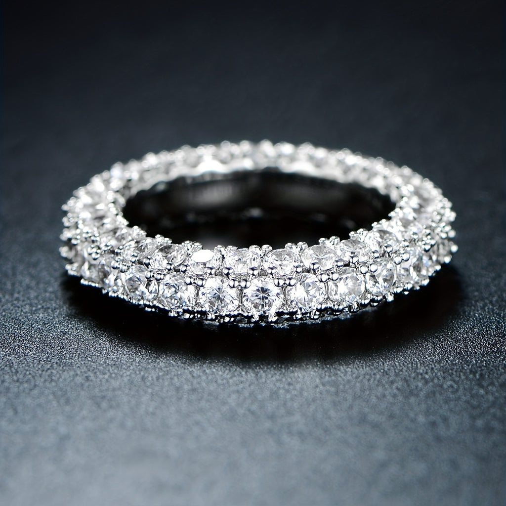 Minimalistischer Zirkon-Ring mit drei Steinen – Bild 6 | LuxeStyle