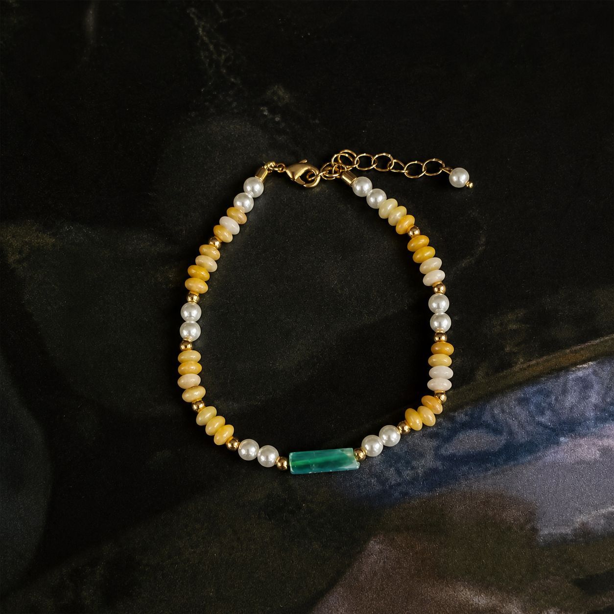 Buntstein-Halsband
