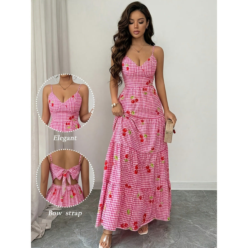 Mehrlagiges Camisole-Kleid mit V-Ausschnitt