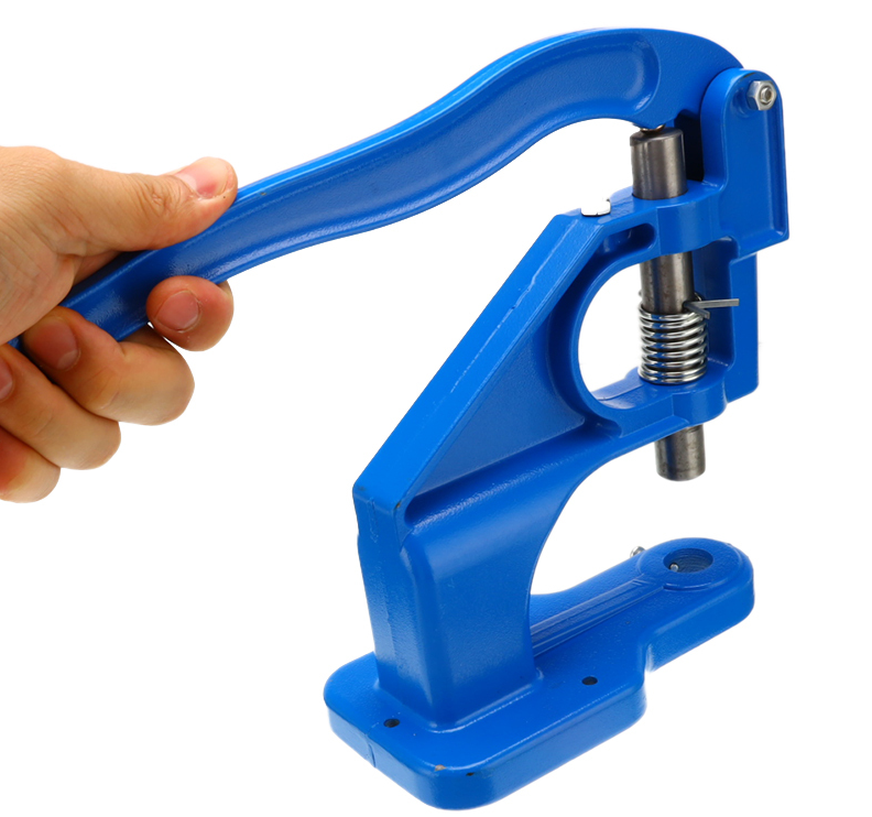 Handpresszange für Ösen und Nieten – Bild 3 | LuxeStyle