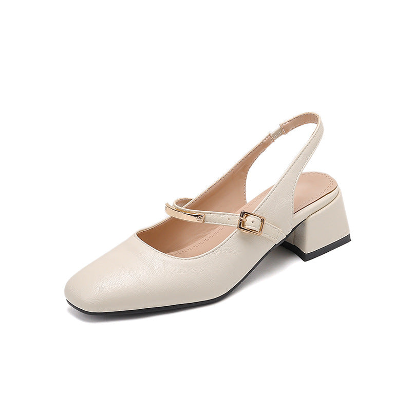 Casual Sandalen mit Blockabsatz, quadratischer Zeh und Nietenakzenten