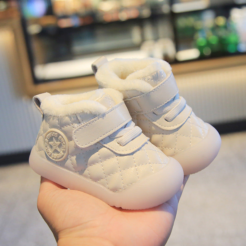 Warme Kinderstiefel mit Fleecefutter und nicht rutschenden weichen Soh