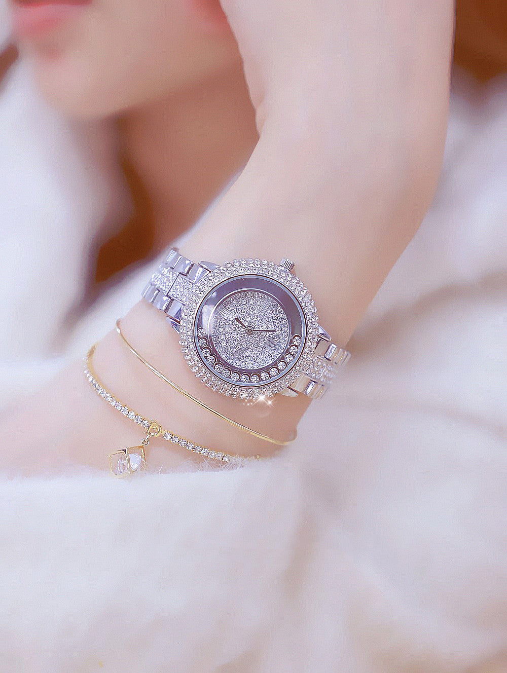 Quarz-Uhr mit Glitzerperlen – Bild 7 | LuxeStyle