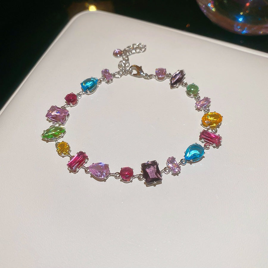 Eisblauer Zirkonia-Armband
