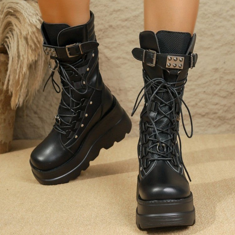 Dunkle Unisex Plateau-Boots im Punk-Stil