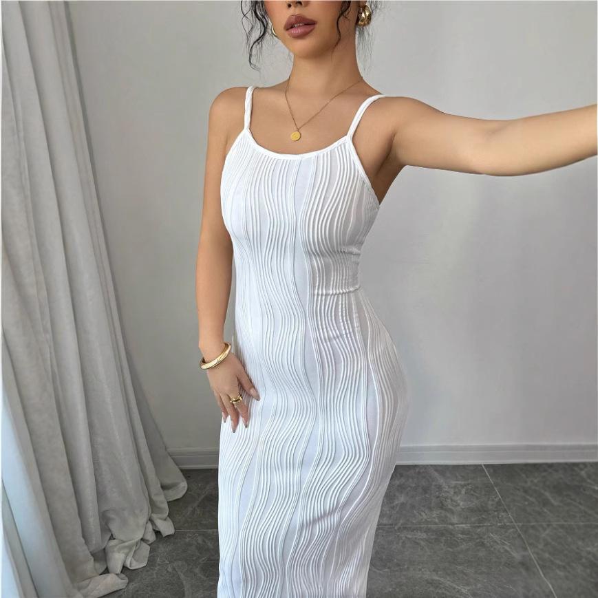Rückenfreies Maxi-Kleid mit Schlitz