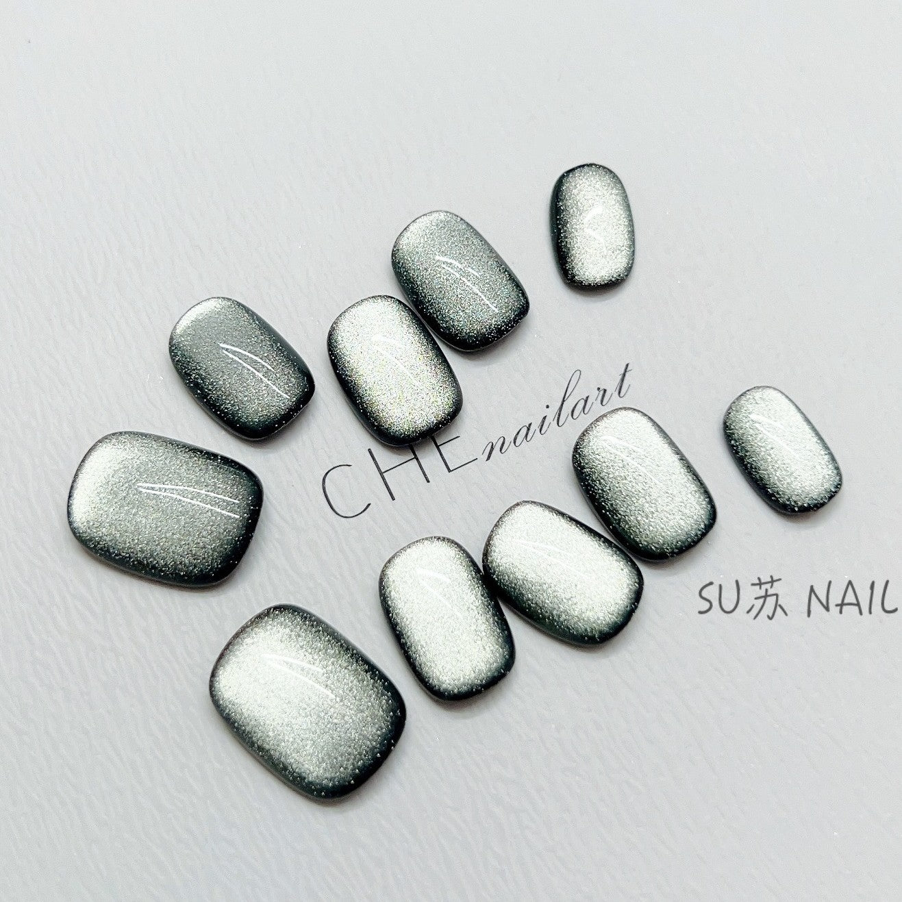 Dunkelgrüne Cat Eye Kunstnägel