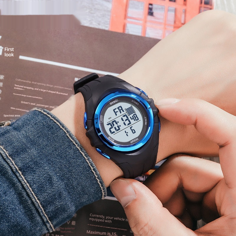 Outdoor Wasserdichte Herrenuhr – Bild 4 | LuxeStyle