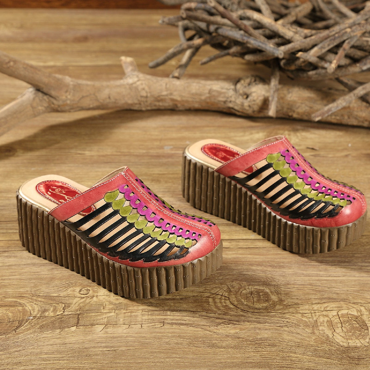 Handgefertigte Leder-Sandalen im Ethno-Stil – Bild 6 | LuxeStyle