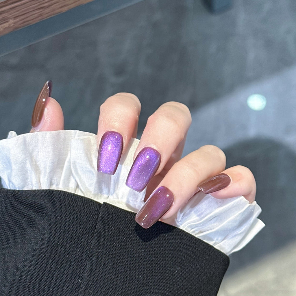 Phantom Lila Cat-Eye Press-on Nägel – Ansicht 2