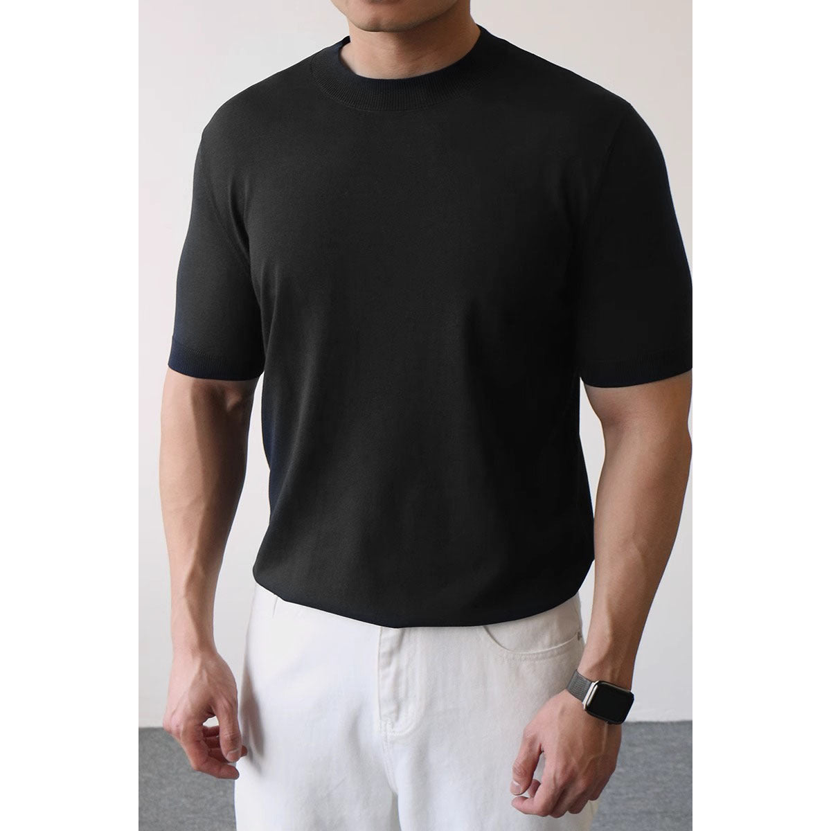 Anzug mit Eisseide-T-Shirt