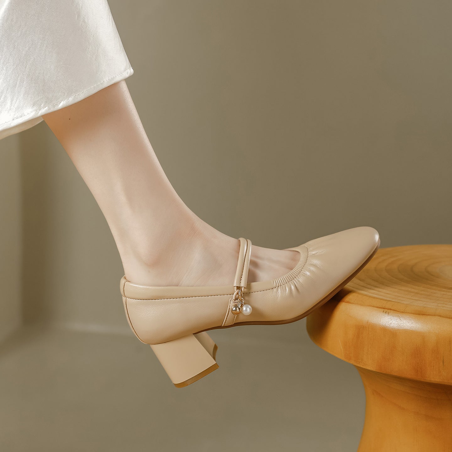 Mid-Heel Pumps mit Grip