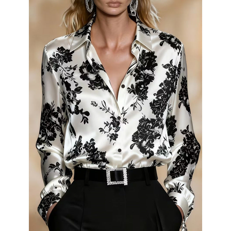 Satinbluse mit 3D-Effekten – Bild 4 | LuxeStyle