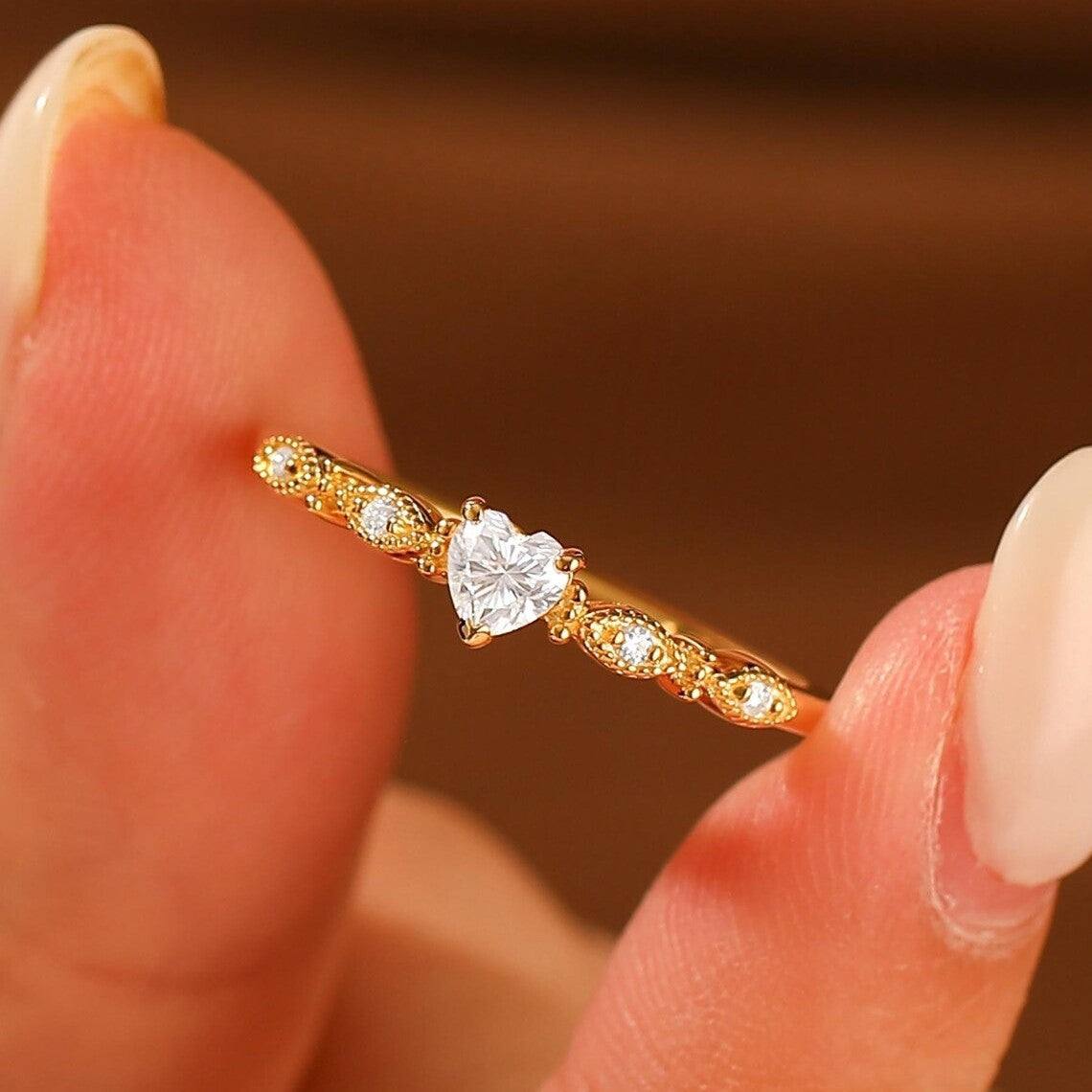 Herzförmiger Ring aus Sterlingsilber