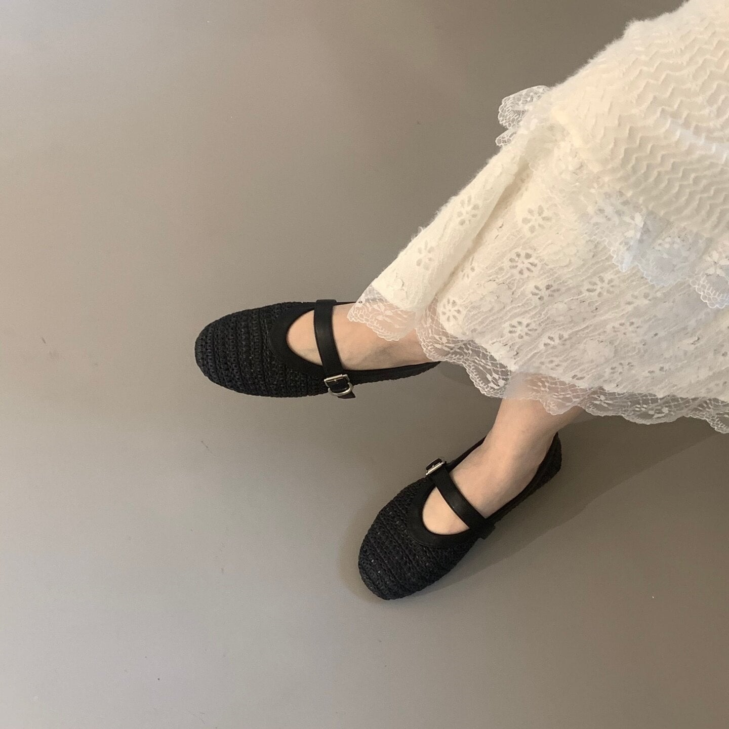 Retro-Balletflats mit Hohlprägung