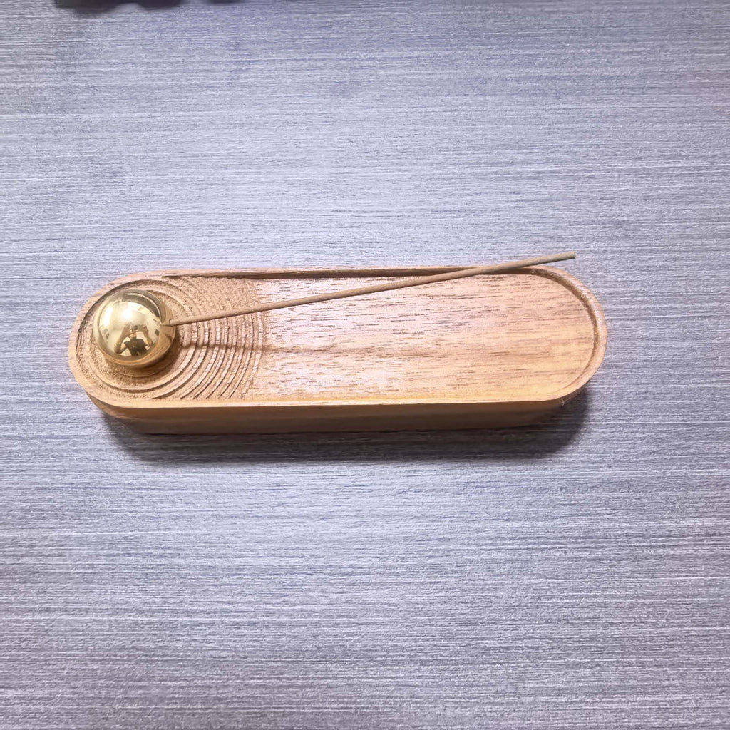 Holz-Box mit Kupfer-Duftstäbchenhaltern