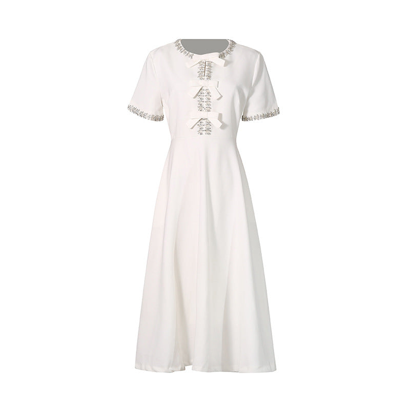 Langes Kleid mit Diamant-Schleife am Ausschnitt – Bild 3 | LuxeStyle